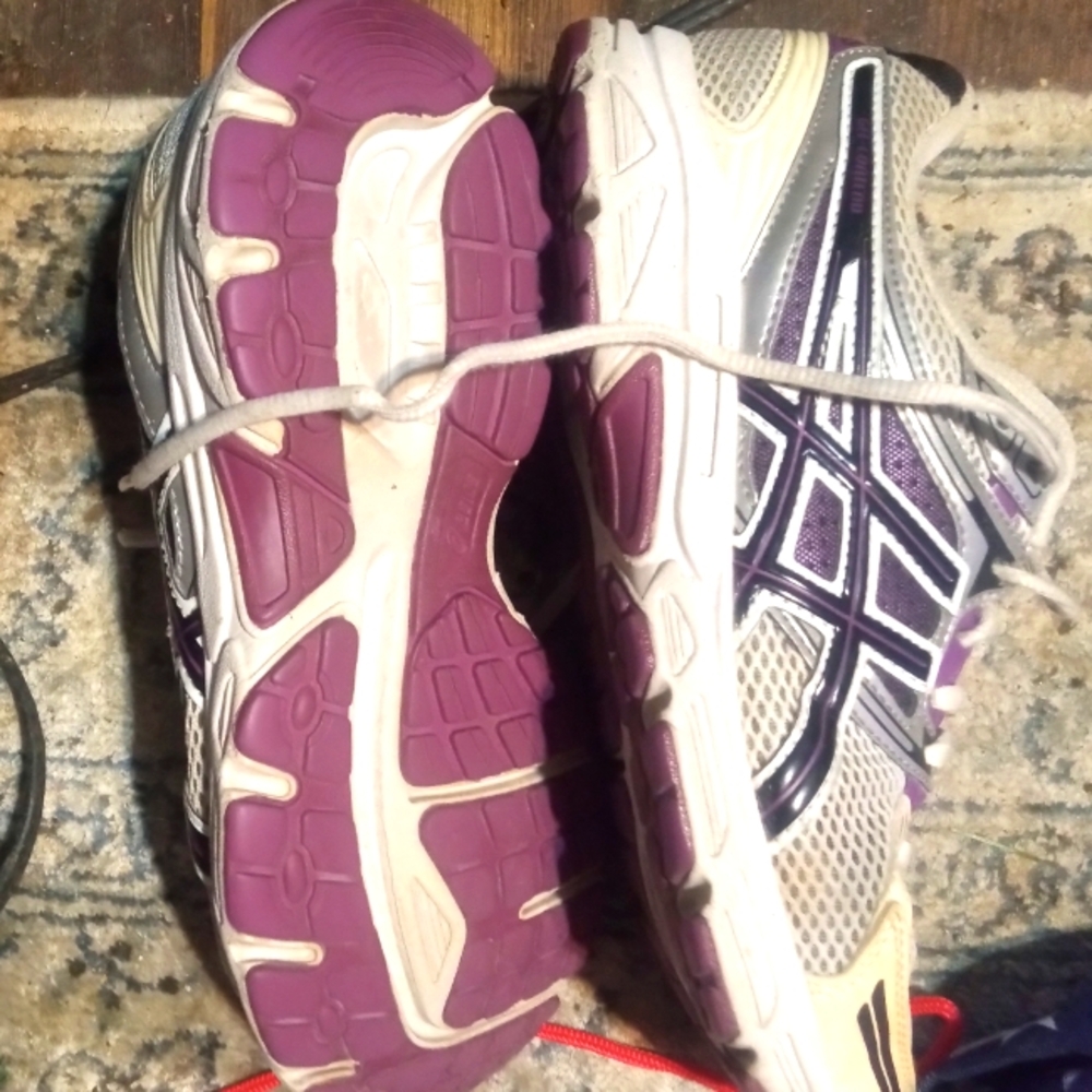 Woman's Asics sneakers size 8 purple